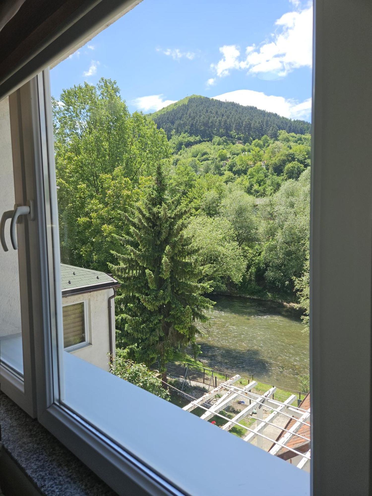 Apartments Arna Visoko Exteriér fotografie